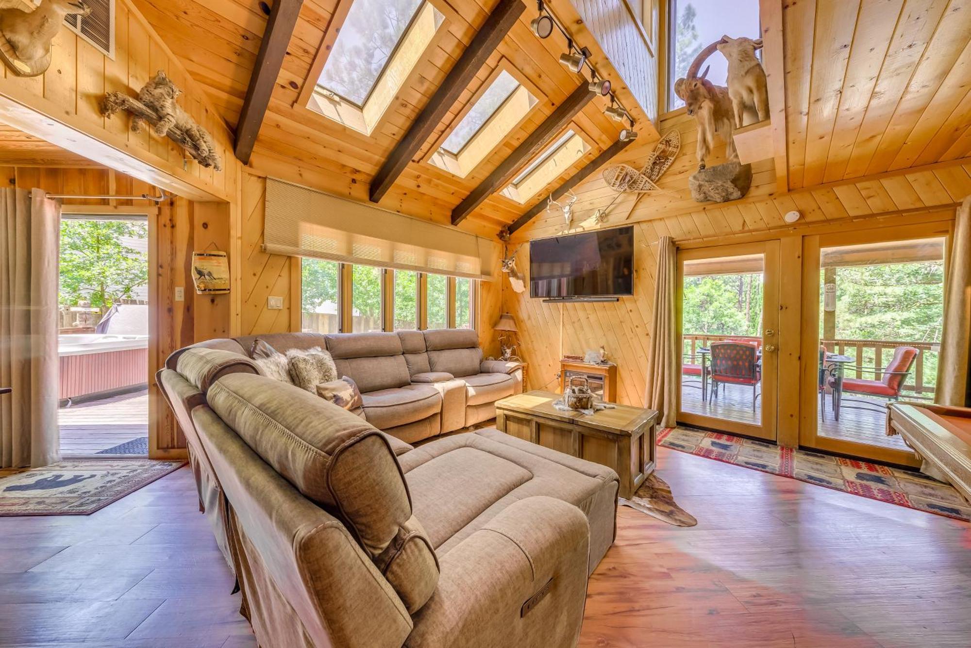 Unique Bear Country Cabin In Ruidoso With Hot Tub! Zewnętrze zdjęcie